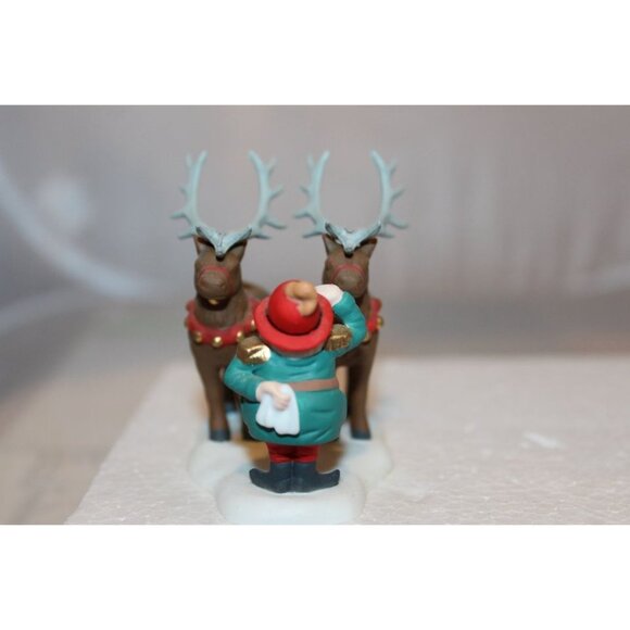 Dept 56 North Pole Village - Reindeer Training Camp soi2023 - Picture 4 of 9